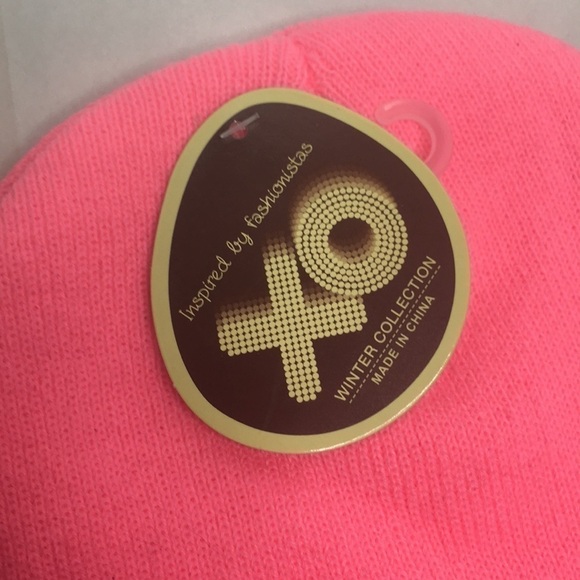 “ SEXY” Bernie Hat in bubble gum pink - Picture 3 of 5